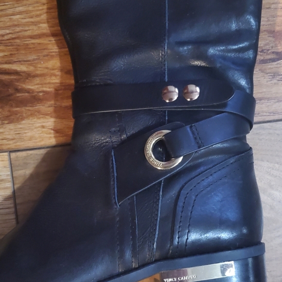 Vince Camuto boots - Picture 2 of 9